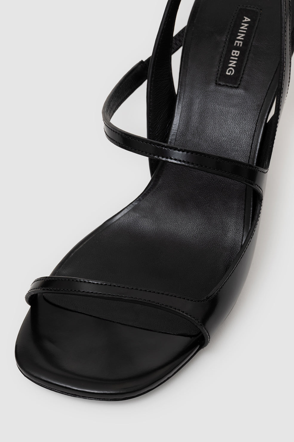 IVA SMOOTH BLACK SANDAL