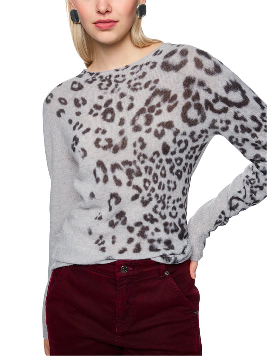 LEOPARD PRINT PLACED OVER SWEATER GREY