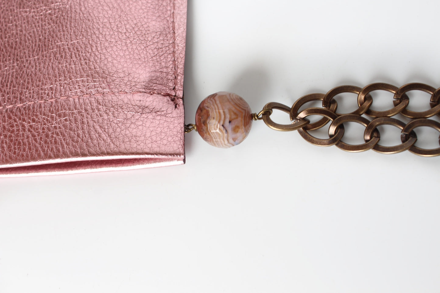 "THE CLUTCH" METALLIC PINK