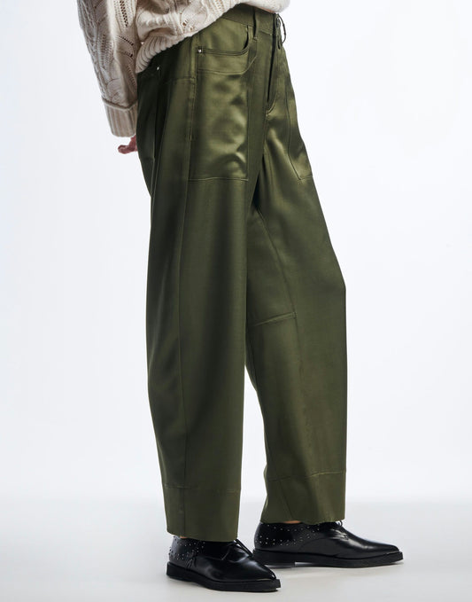 QUALIFY ARMY GREEN CURVED PANTS