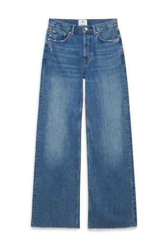 HUGH JEAN - PANAMA BLUE