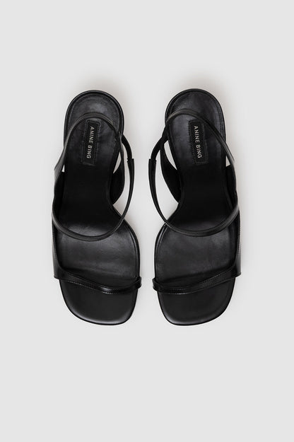 IVA SMOOTH BLACK SANDAL