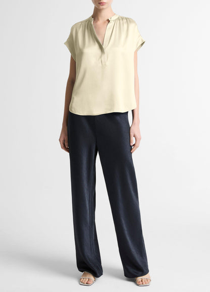 GATHERED NK CAP SLV BLOUSE CREME