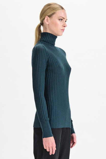 RIBBED KNIT TURTLENECK OCTANIUM