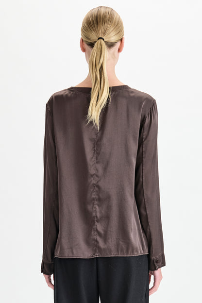 ROUND NECK SILK  AND ELASTIN L/S BLOUSE. MERLOT