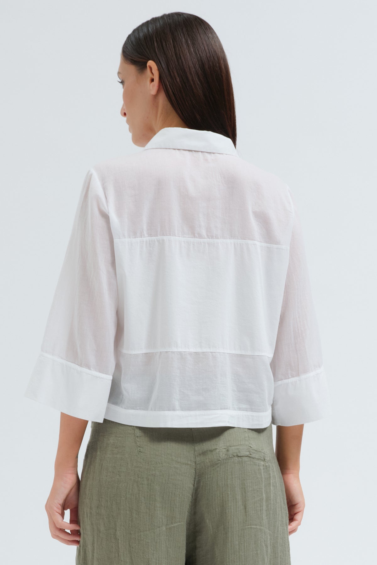 STRETCH POPLIN PANELLED SHIRT IN WHITE