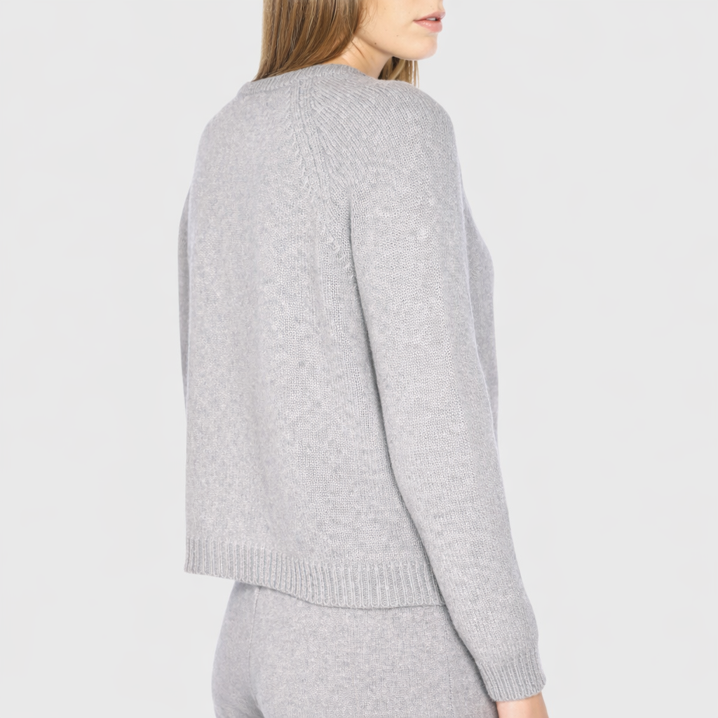 CREW NECK SWEATER - SILVER GREY
