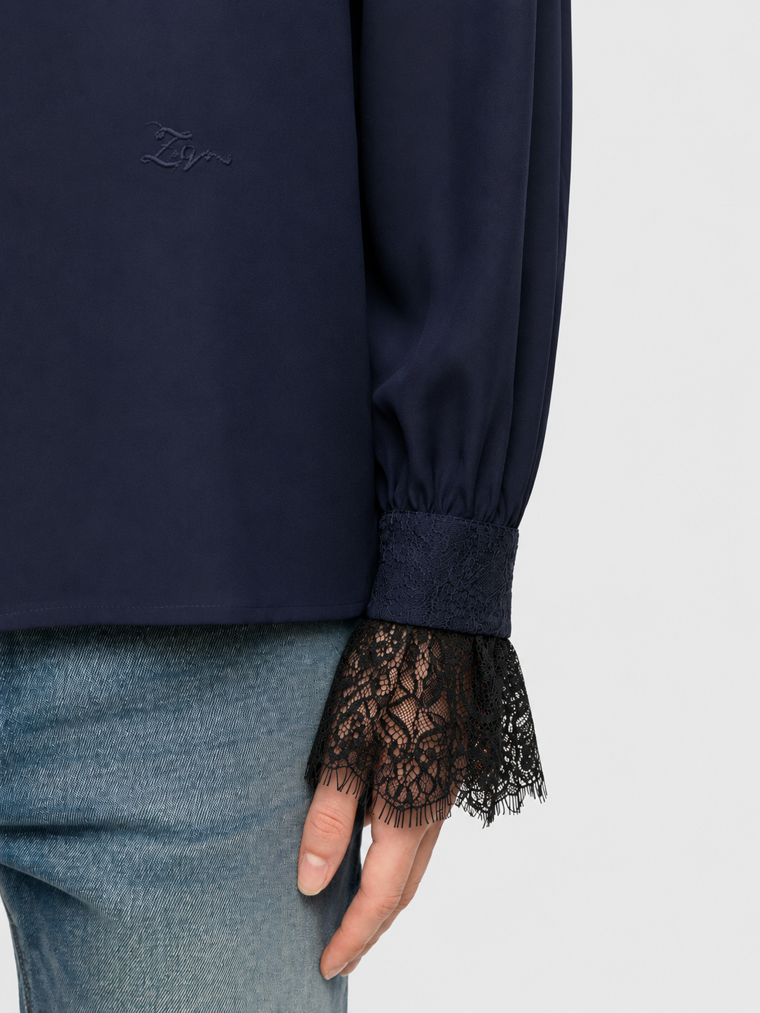THELY LACE CDC BLOUSE IN ENCRE