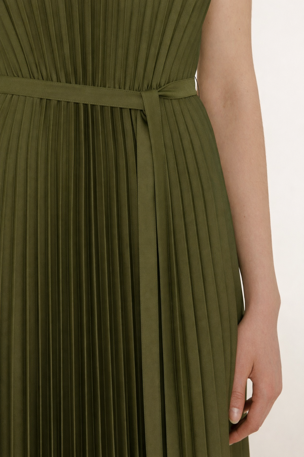 VOLTA DRESS KNIT WEAVE PLISSE PALM LEAF