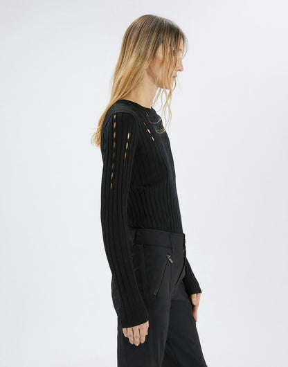 TATUM VERTICAL CUT DETAIL NECKLINE KNIT TOP
