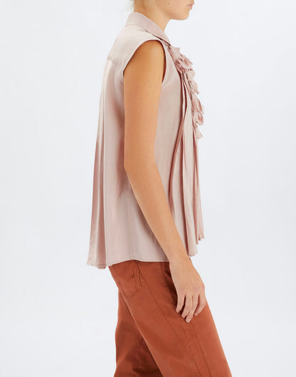 DOODLE S/L SHIRT W CASCADING FLORAL APPLIQUE