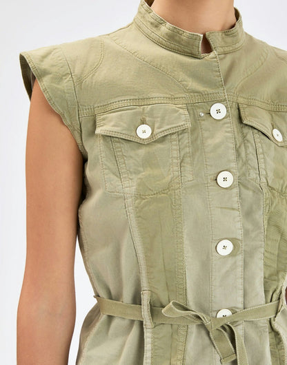 RAISE UP VEST TOP
