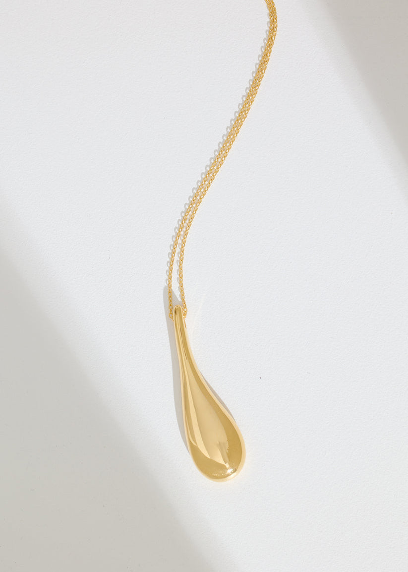GOLD TEAR DROP LARGE PENDANT