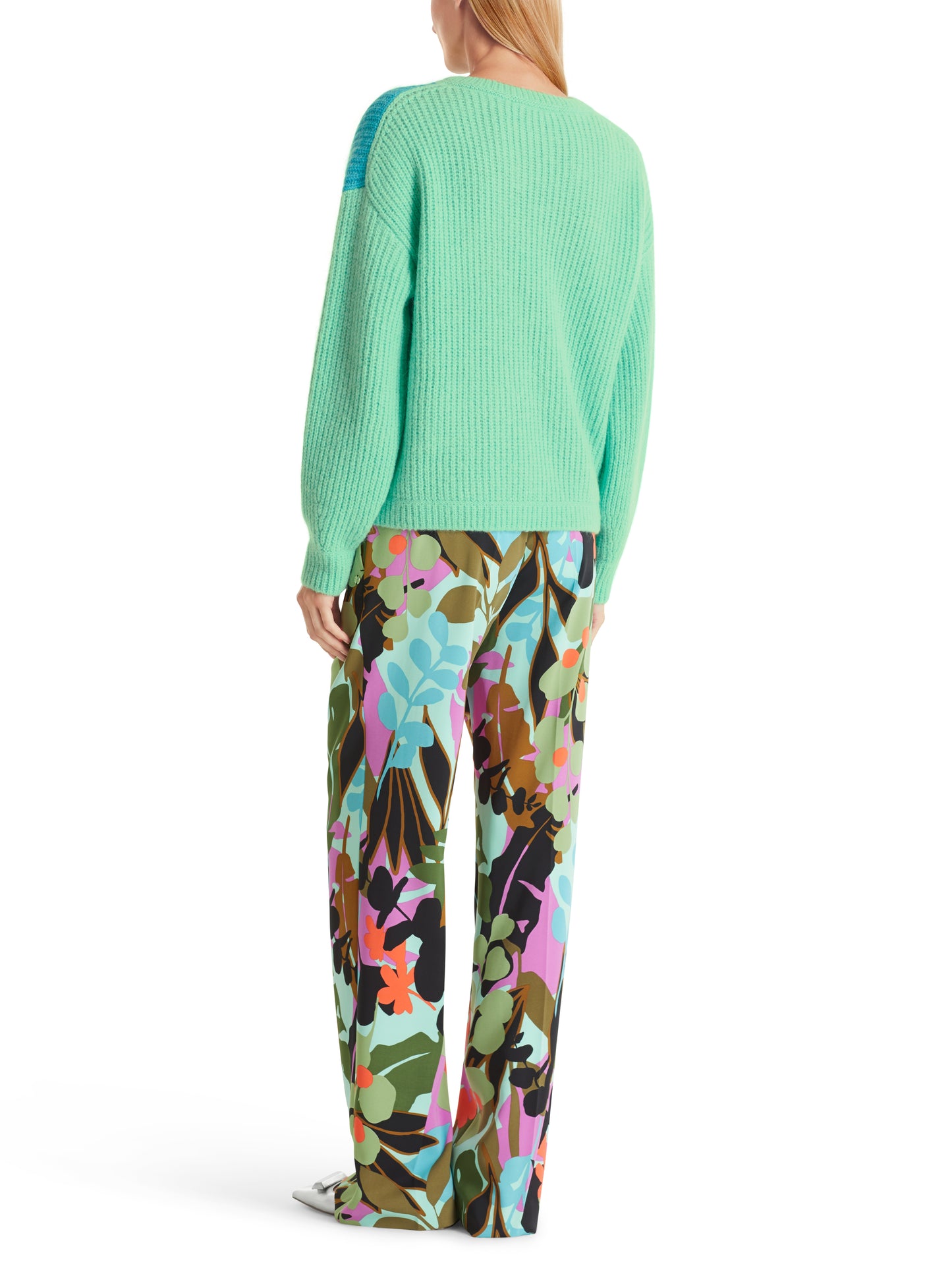 TONAL COLOUR BLOCK KNIT