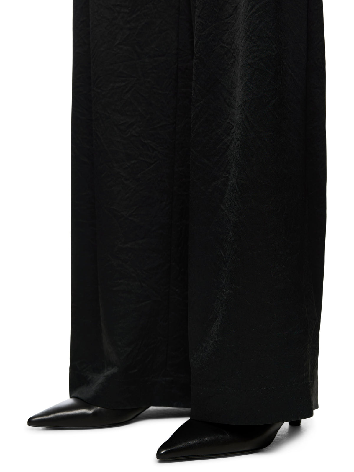 Wedi Wide Trouser W Soft Pleat And Elastic Back In Black by Marc Cain - view 9