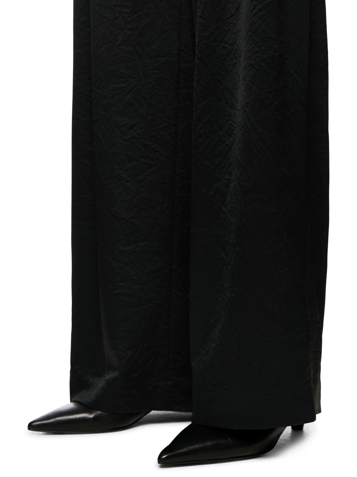 Wedi Wide Trouser W Soft Pleat And Elastic Back In Black by Marc Cain - view 5