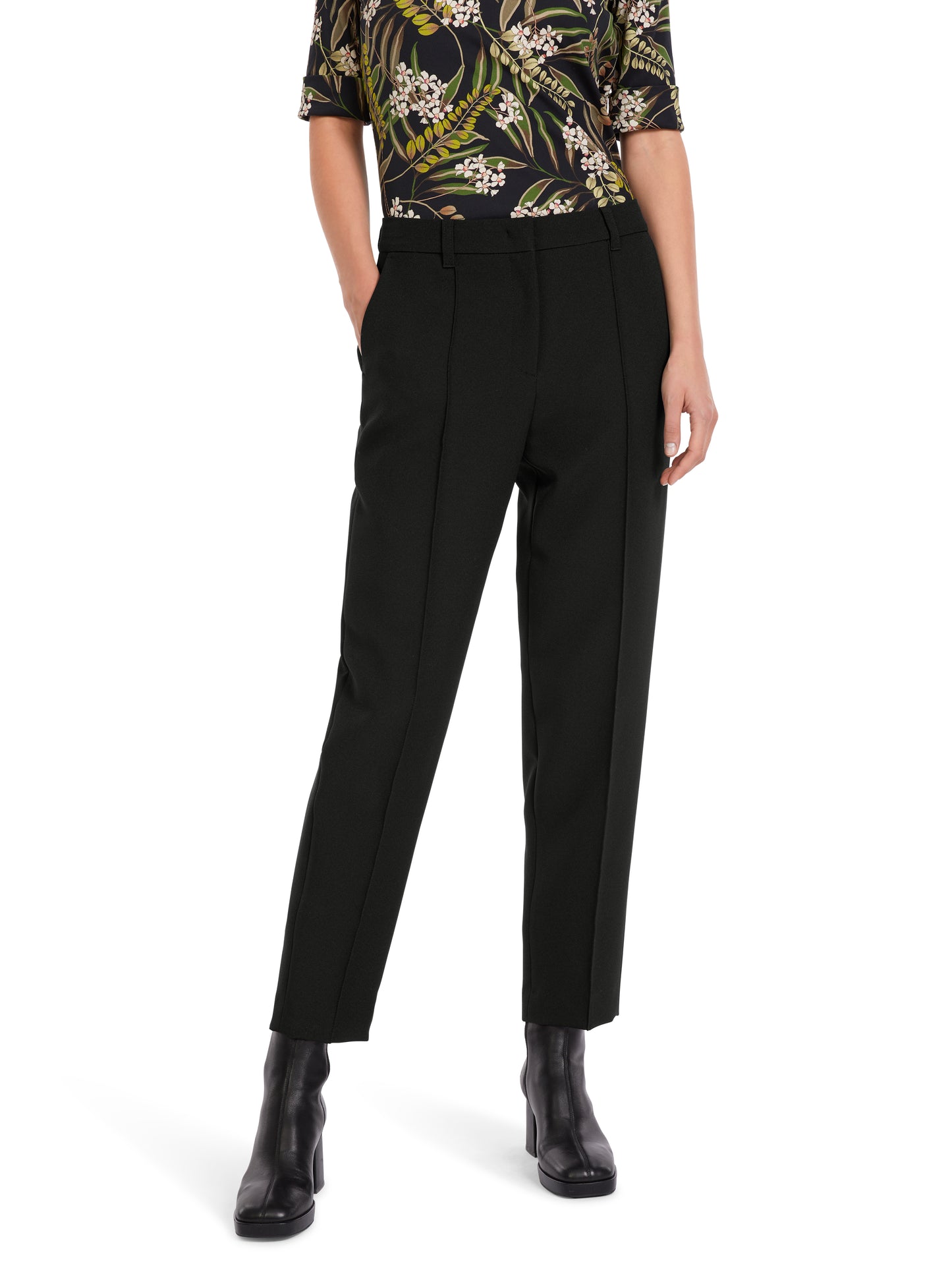 TAPERED TROUSER ANKLE LENGTH