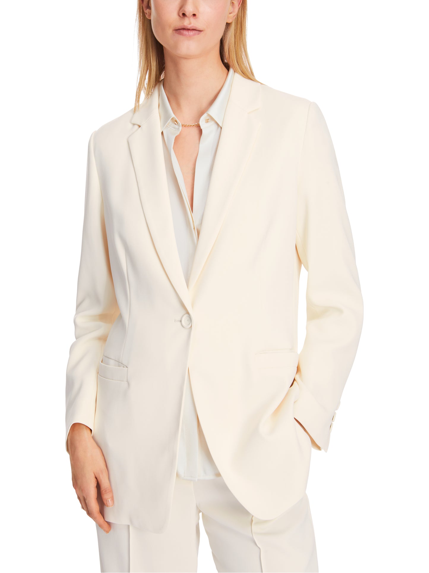 SOFT FLOWING BLAZER