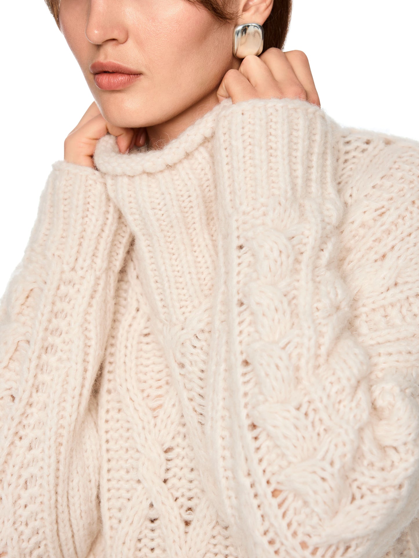INTRICATE CABLE KNIT JUMPER  SMOKE