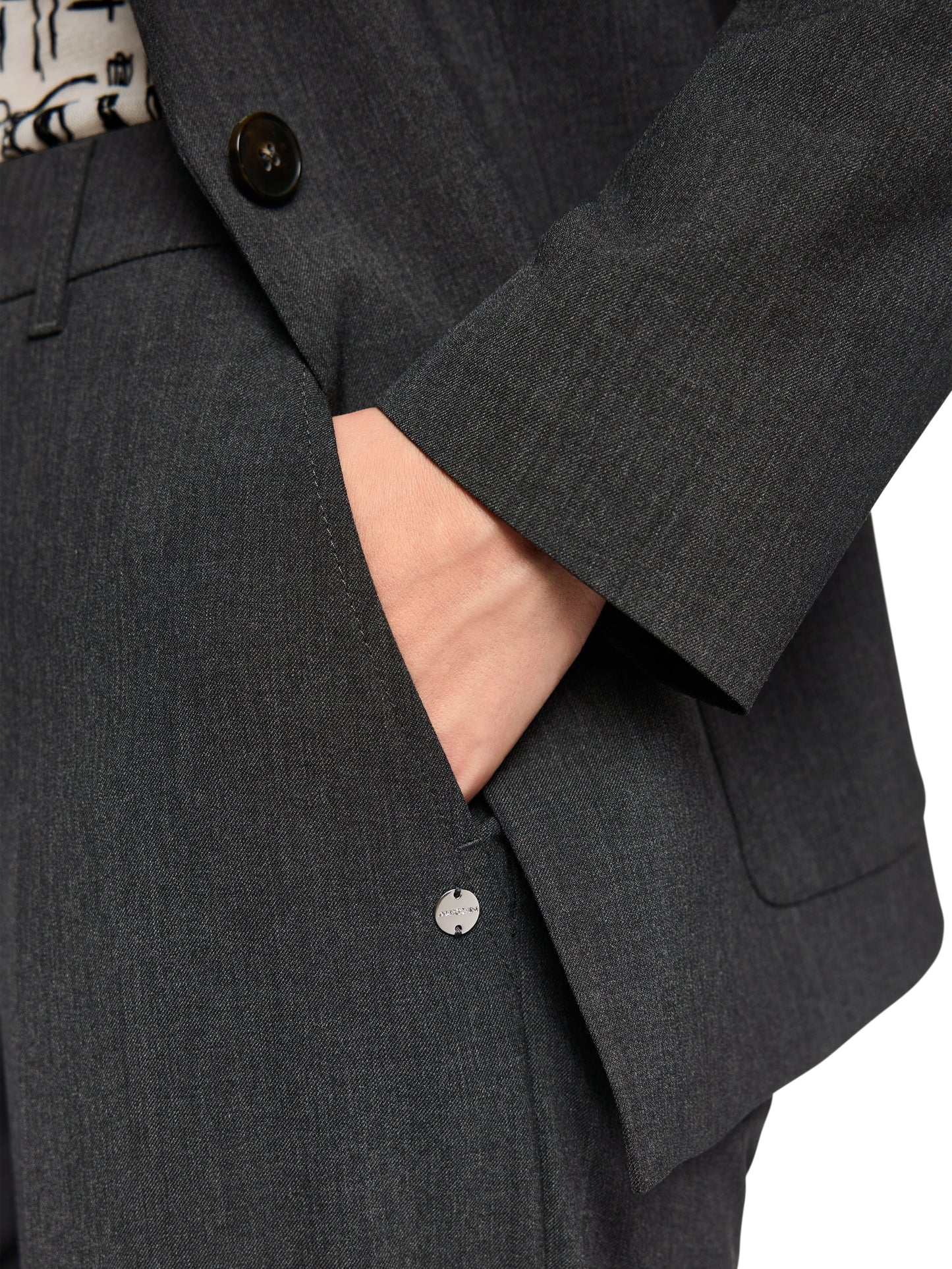 MODERN FLANNEL BLAZER W TIE