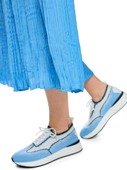 PLEATED SKIRT W ELASTIC WAISTBAND IN LT BOY BLUE