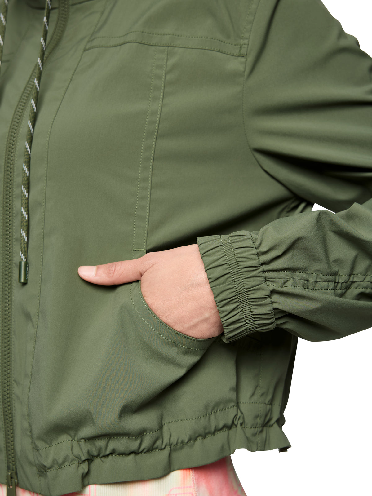 CROPPED CASUAL BOMBER JACKET IN OLIVINE