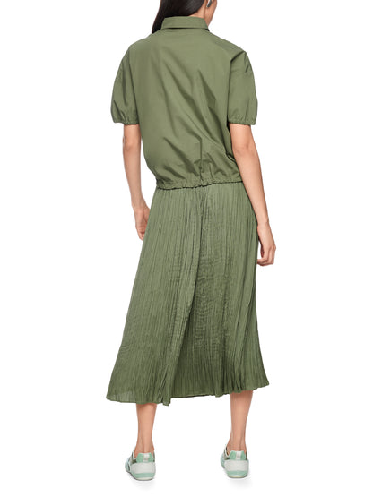 SHORT SLEEVE BLOUSE W COLLAR IN OLIVINE