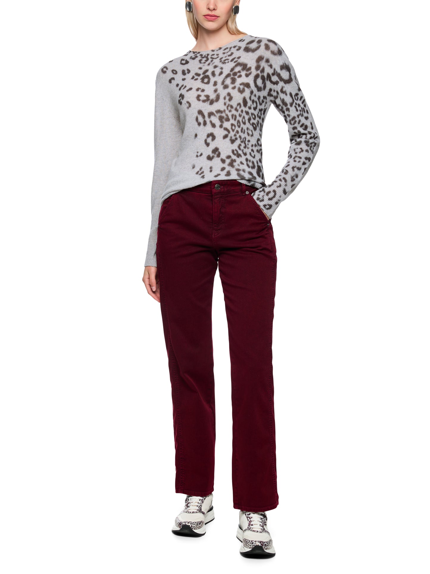 LEOPARD PRINT PLACED OVER SWEATER GREY
