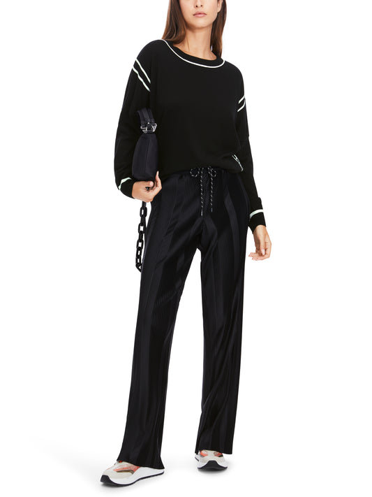 BLACK WITH IVORY DETAIL CREW SWEATER W KIMONO