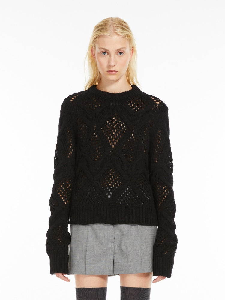 NARVEL DIAMOND KNIT PATTERN CREW NECK KNIT