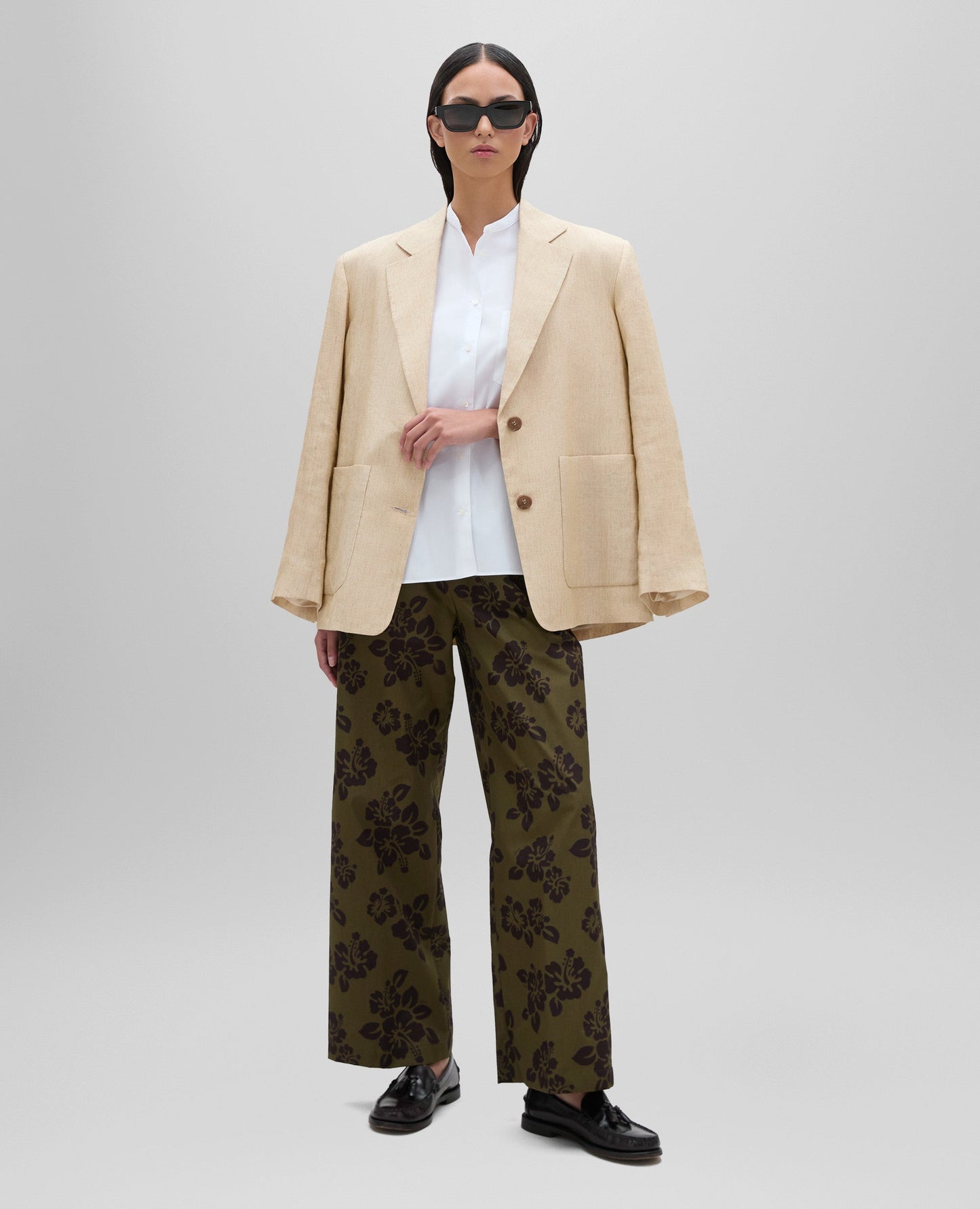 MANDERIAN COLLAR POLISHED COTTON W INVERTED PLEAT CB