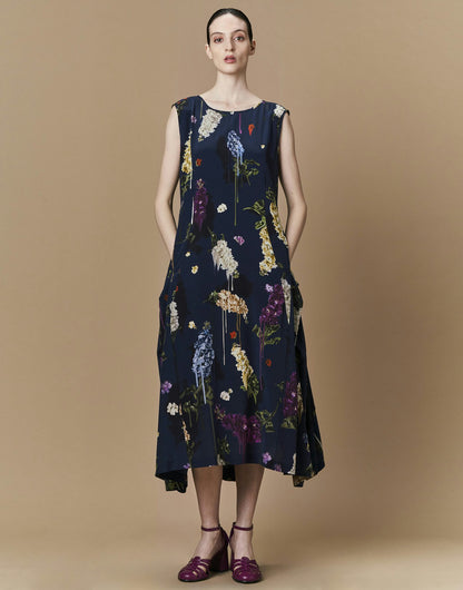 DAPPLED LIGHT FLOWING SLEEVELESS DRESS IN FLORAL PRINTED SILK