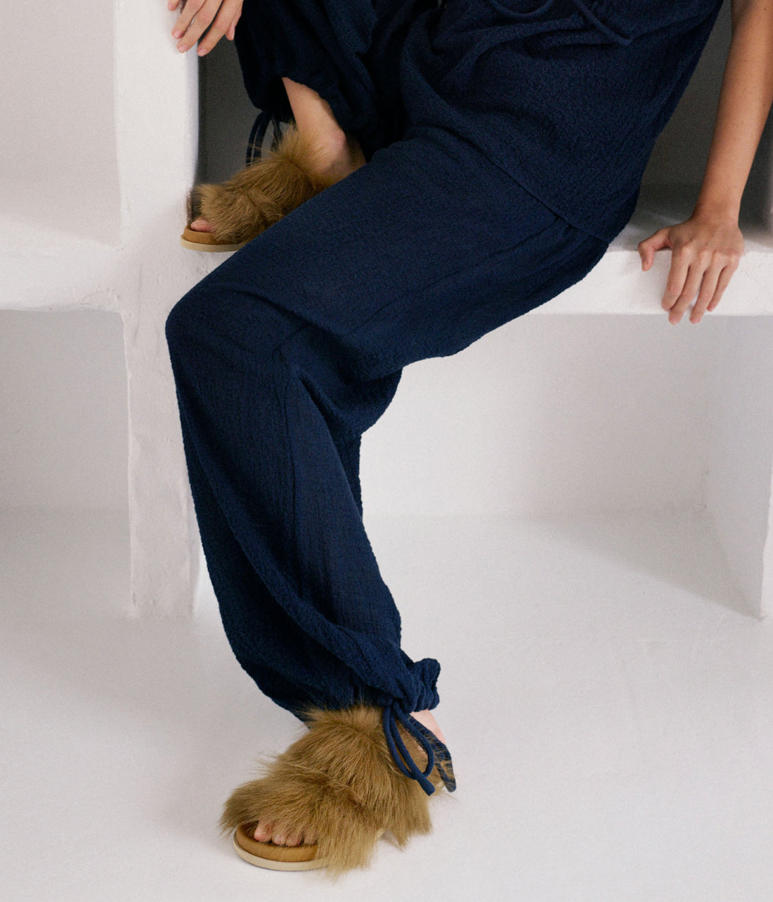 DUSKA LONG-HAIR SHEARLING SLIDE TAN