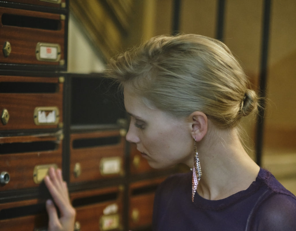 DELFINE KITE EARRING PINK