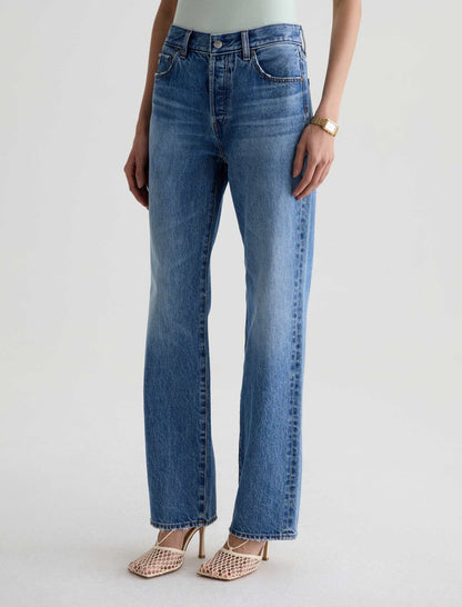 SYDNEY JEANS IN CANDID