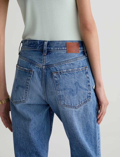 SYDNEY JEANS IN CANDID