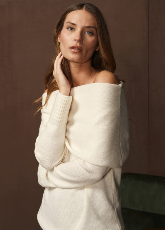 RING COLLAR SWEATER - CREAM