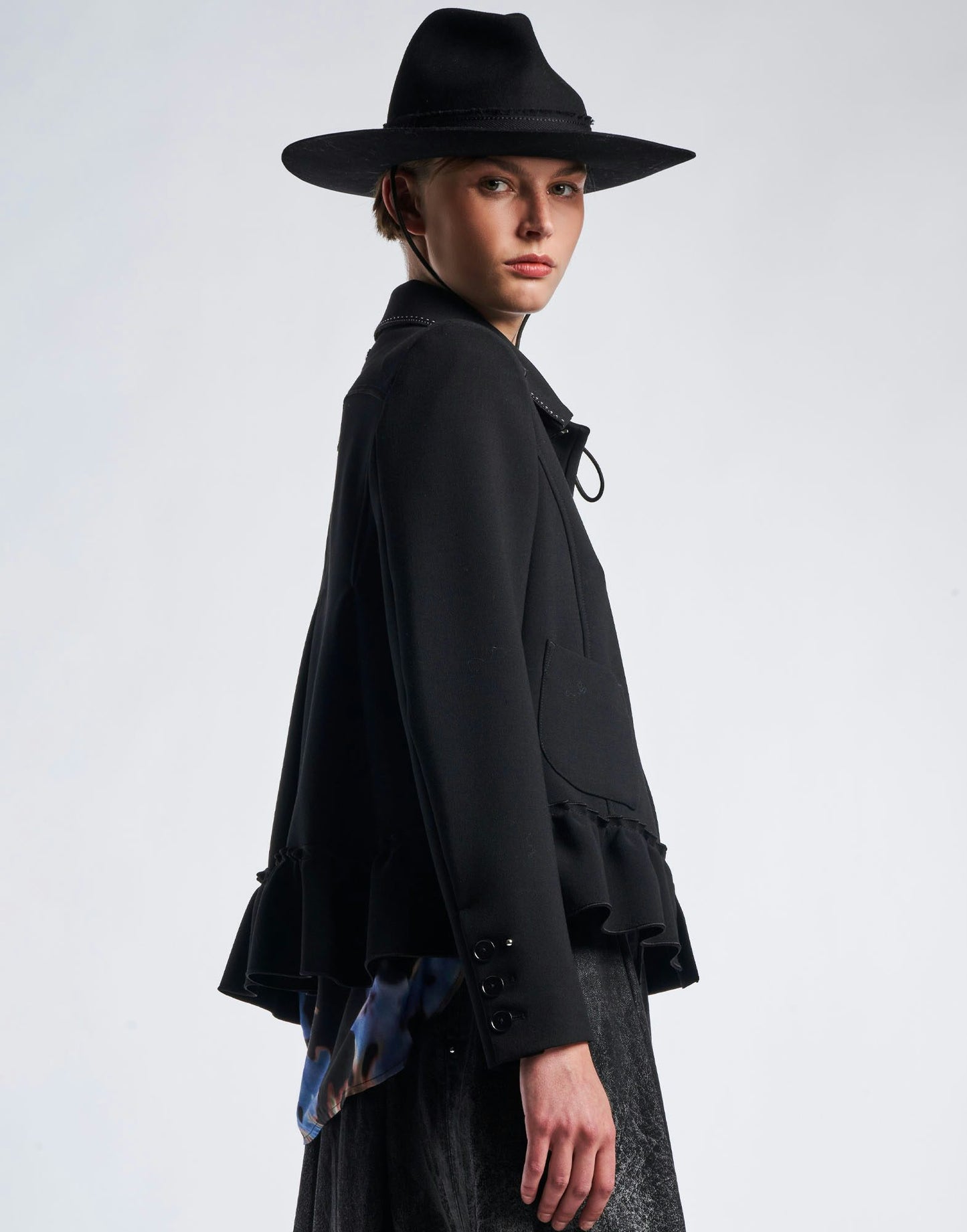 PORTRAIT BOXY JACKET W PEPLUM