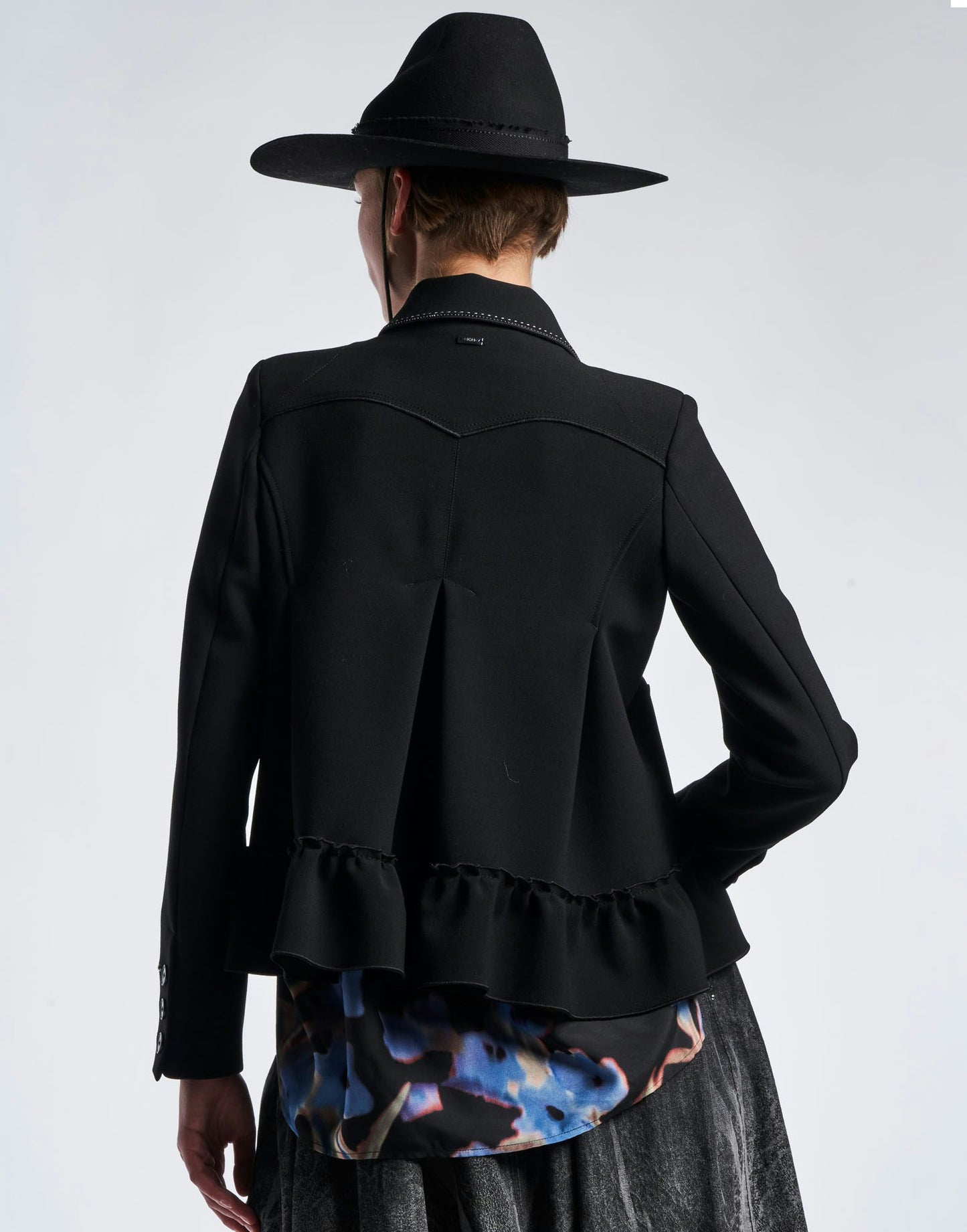 PORTRAIT BOXY JACKET W PEPLUM