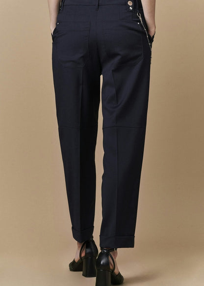 CONCISE TAILORED PANT WITH DOUBLE TICKET POCKET