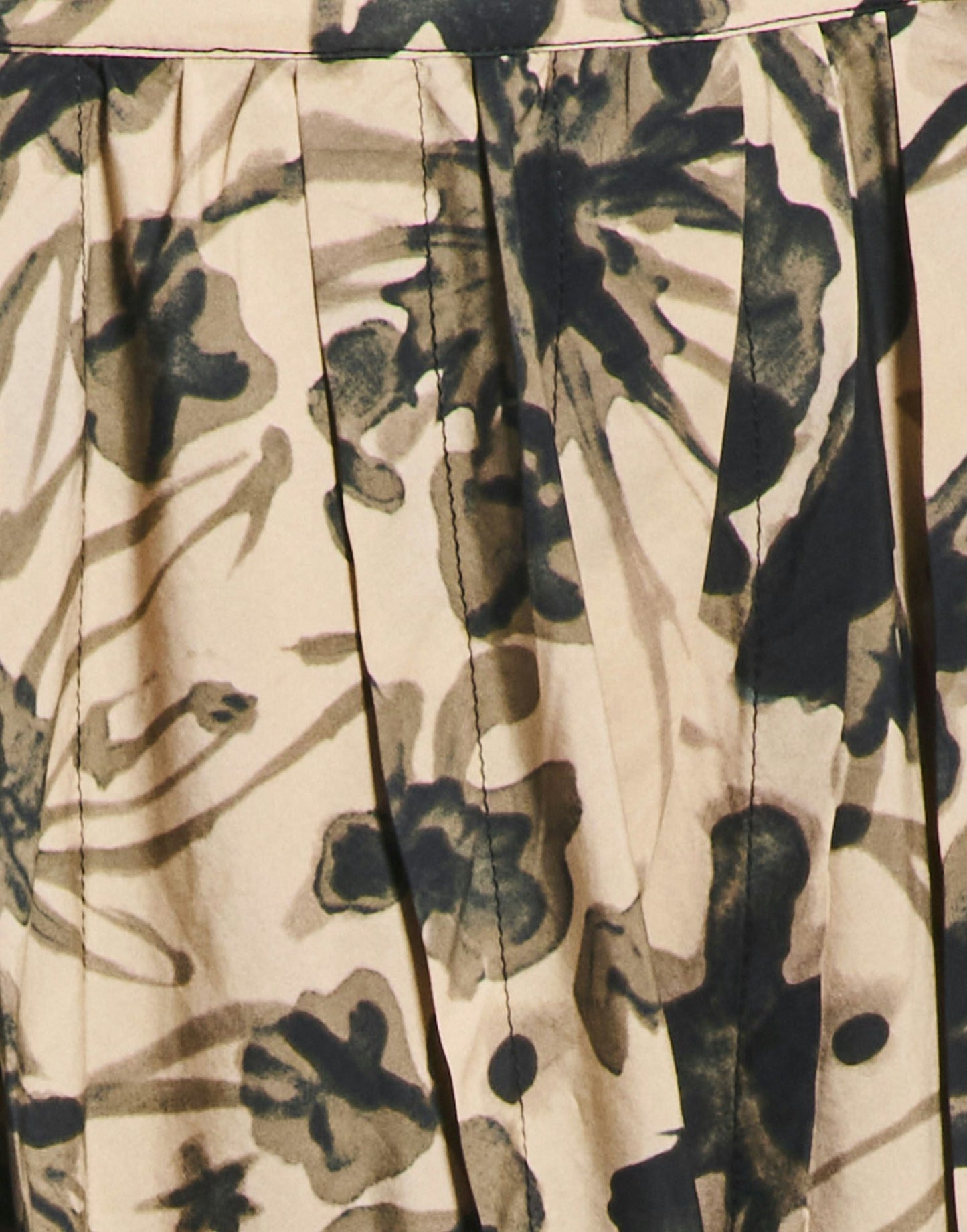 SWING  MIDI PLEATED FLORAL SKIRT