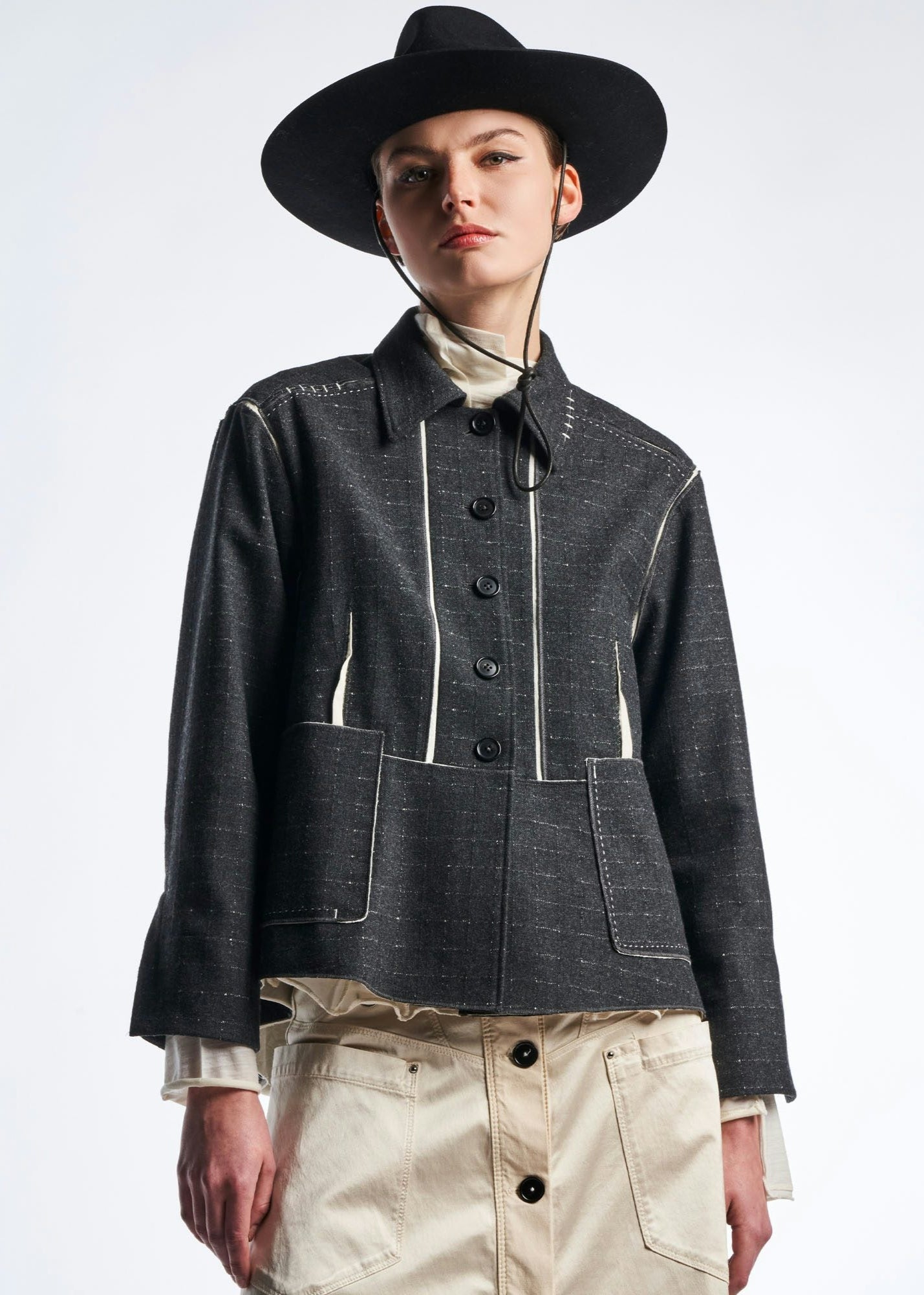 COMPASSION SHORT BOXY JACKET