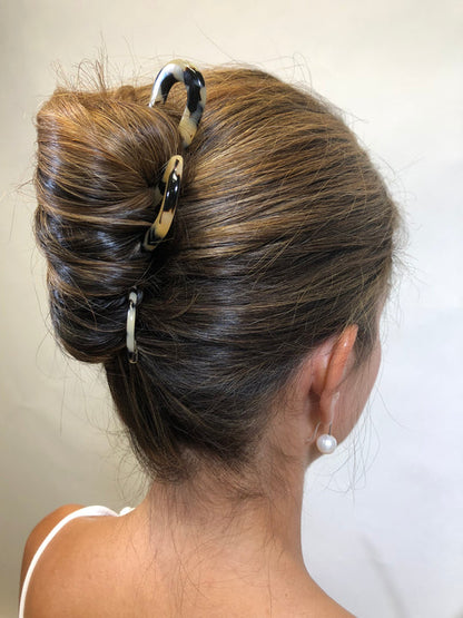 LOUISE TORTOISESHELL HAIR PIN