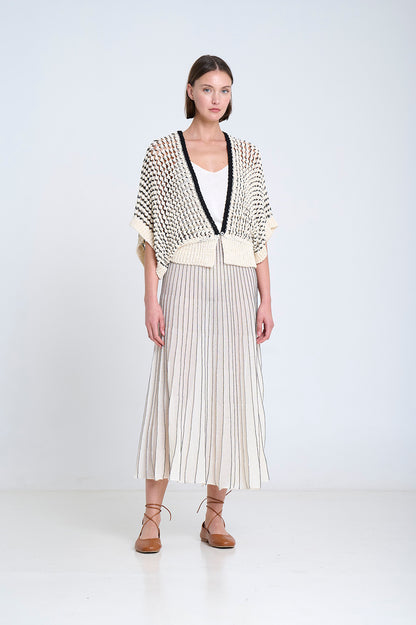 KNITTED DEEP V-NECK VEST UNIC