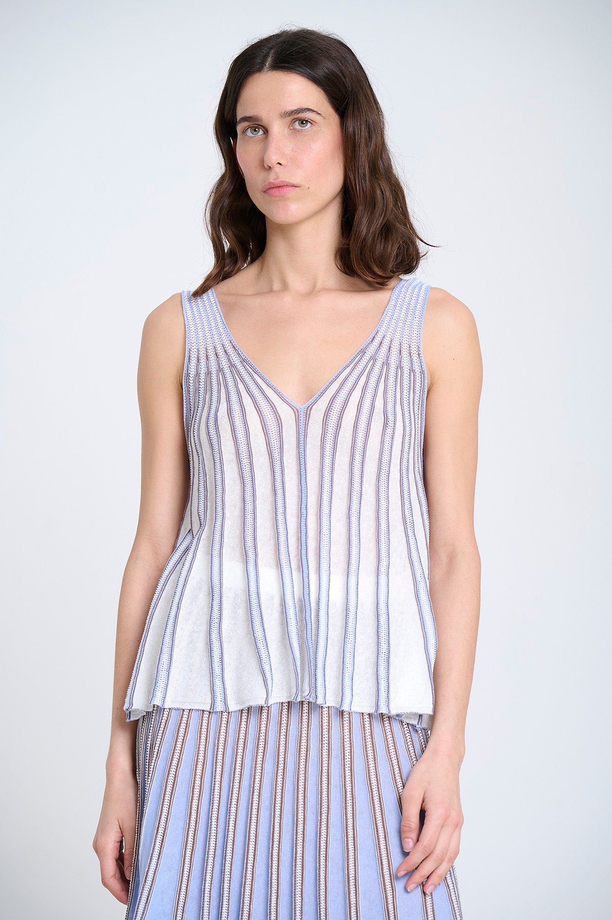 V-NECK KNITTED TOP BLUE SKY