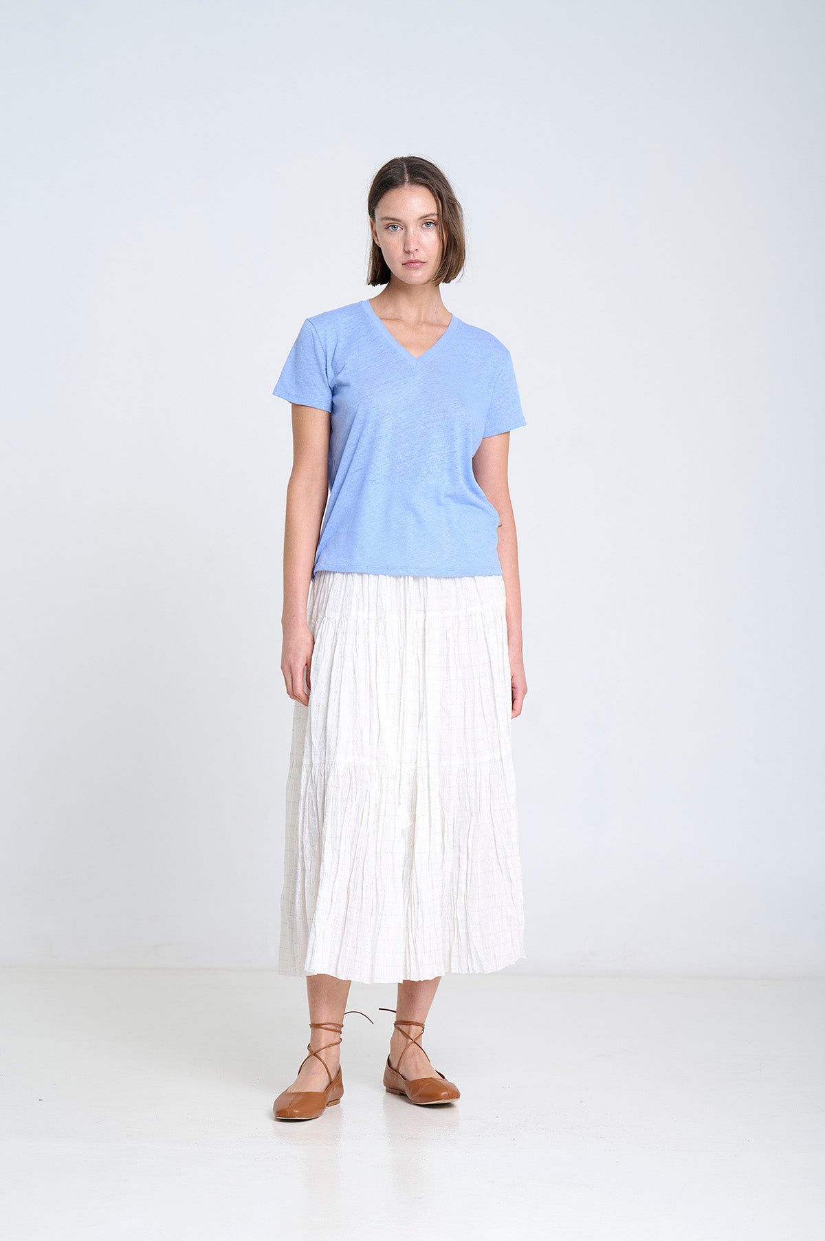 V-NECK KNITTED T-SHIRT IN BLUE SKY