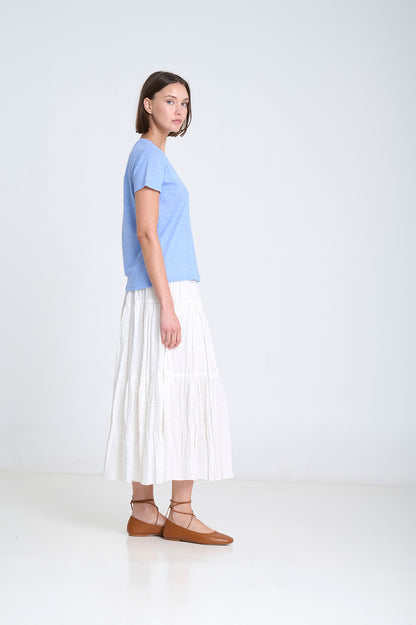 V-NECK KNITTED T-SHIRT IN BLUE SKY