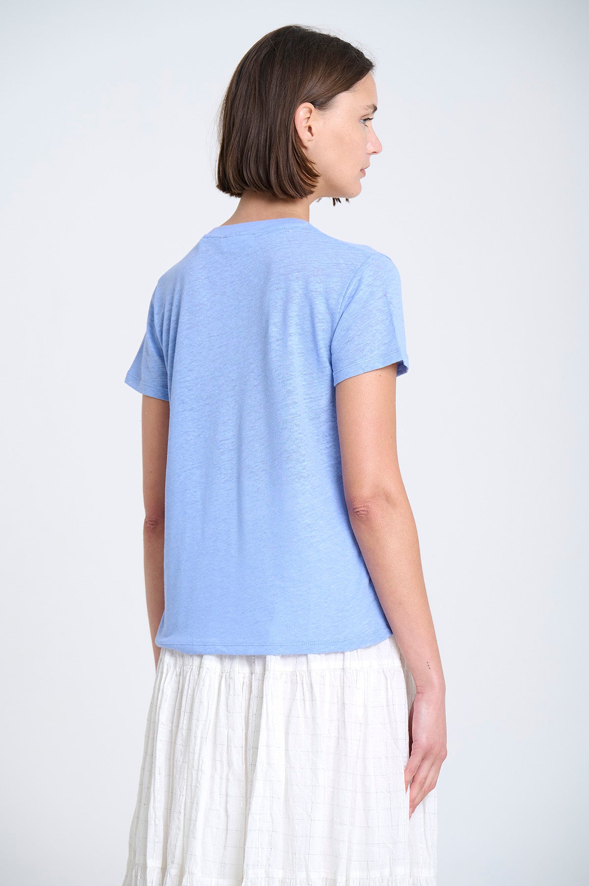 V-NECK KNITTED T-SHIRT IN BLUE SKY