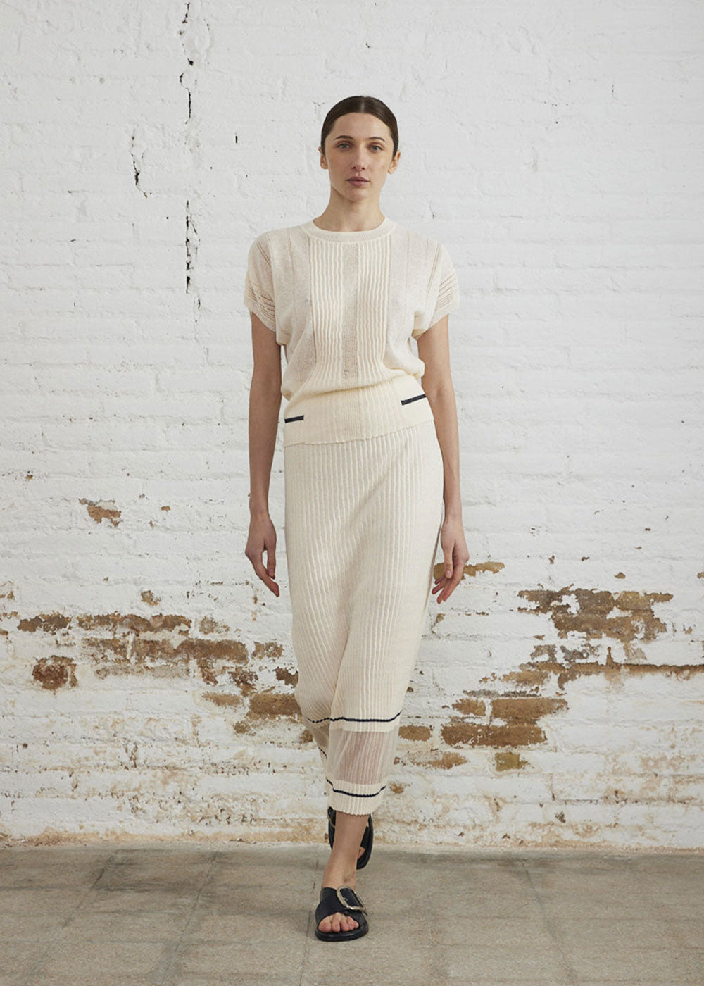 STRAIGHT KNITTED SKIRT W SHEER BOARDER