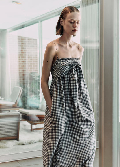 TIE SMOCKED CAMI DRESS OFF WHITE/SMOKE